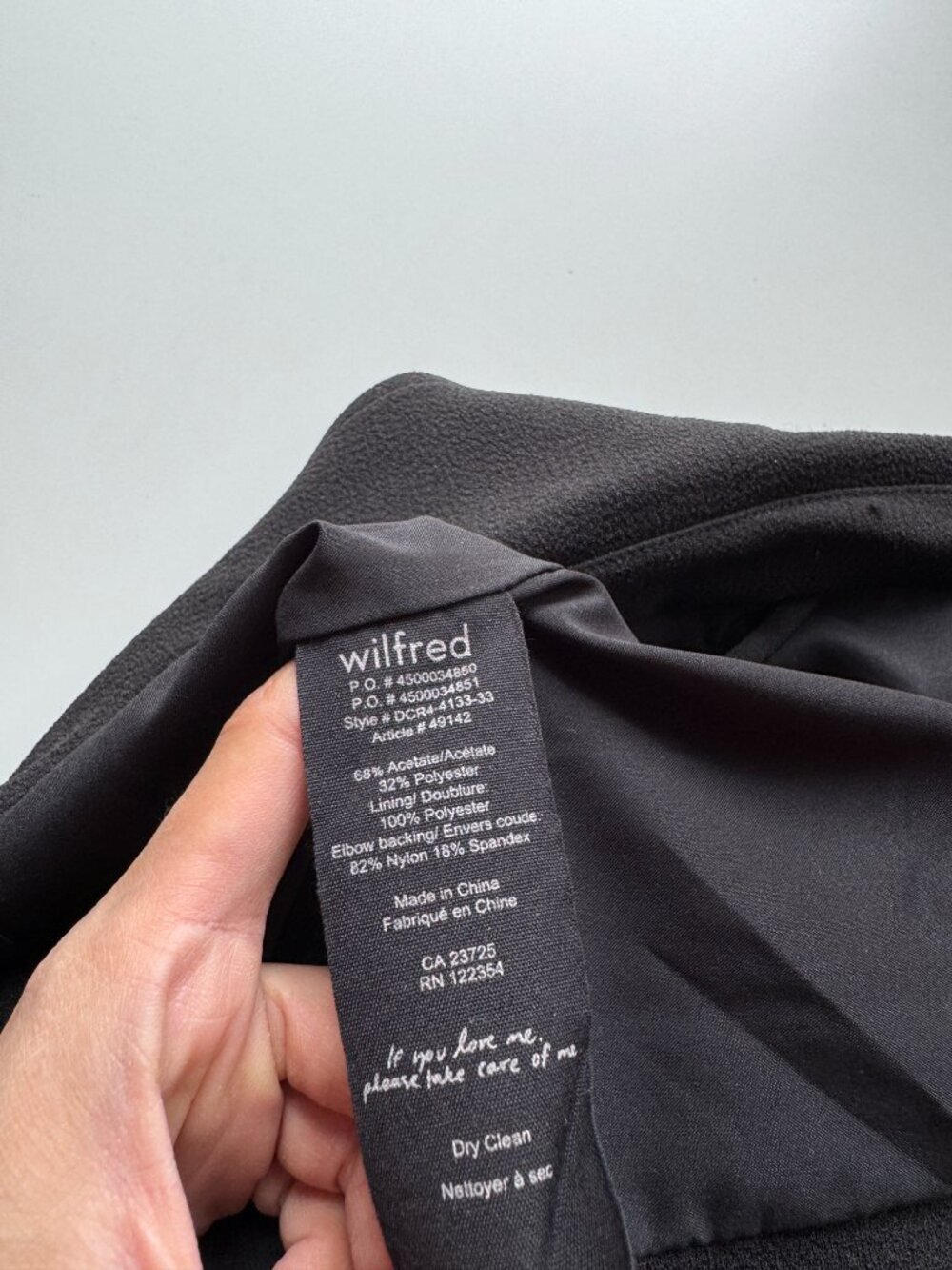 Aritzia WILFRED Montesson Black Crepe Motorcycle Moto Biker Jacket, Size 4 - Picture 12 of 12